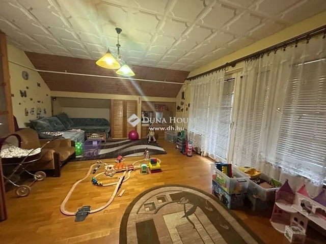 Eladó ház Pilis 290 nm