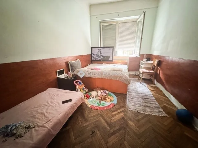 Eladó ház Budapest XV. kerület, Pestújhely 275 nm