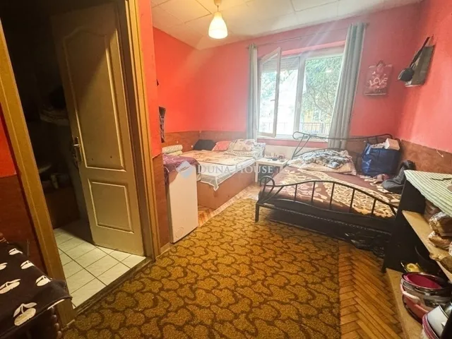 Eladó ház Budapest XV. kerület, Pestújhely 275 nm