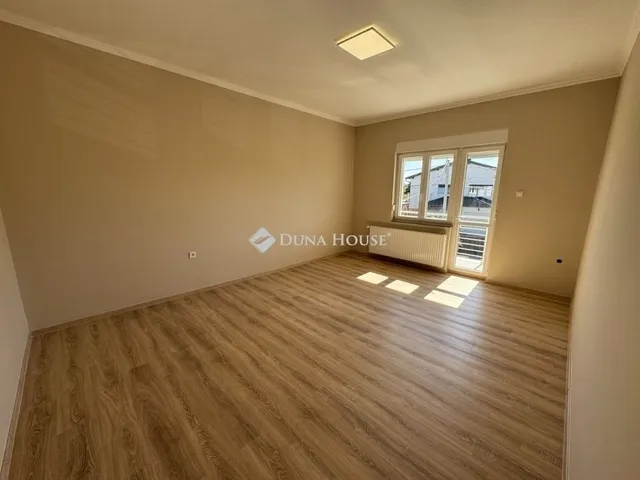 Eladó ház Budapest XXI. kerület, Királyerdő 100 nm