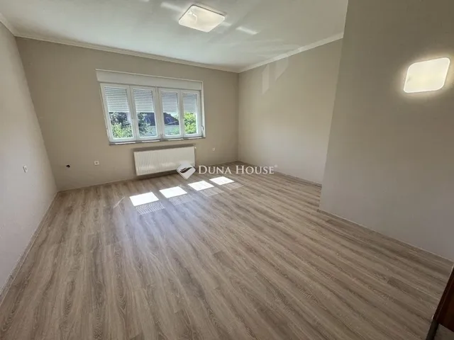 Eladó ház Budapest XXI. kerület, Királyerdő 100 nm