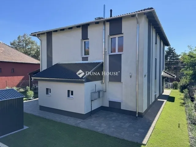 Eladó ház Budapest XXI. kerület, Királyerdő 100 nm
