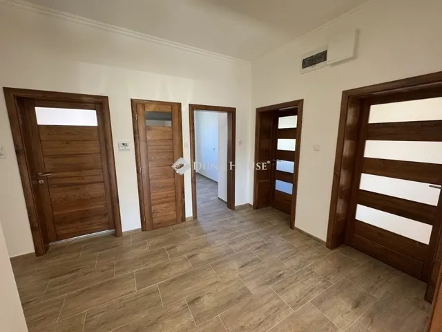 Eladó ház Budapest XXI. kerület, Királyerdő 100 nm