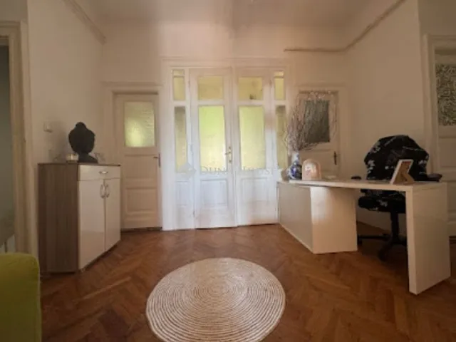 Eladó ház Budapest XI. kerület 450 nm