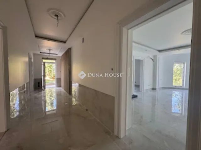 Eladó ház Budapest XI. kerület 450 nm