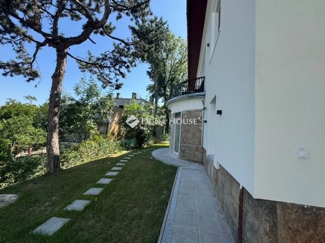 Eladó ház Budapest XI. kerület 450 nm