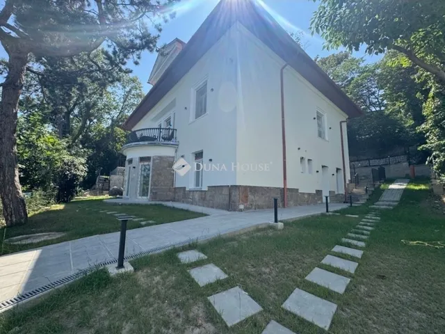 Eladó ház Budapest XI. kerület 450 nm