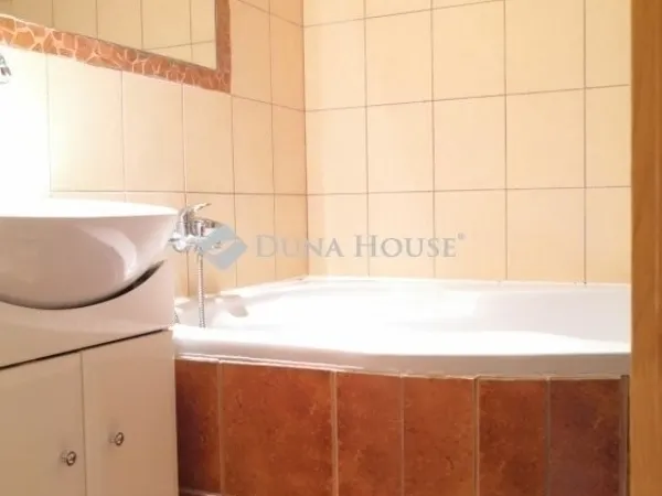 Eladó lakás Budapest XVI. kerület, Sashalom 58 nm