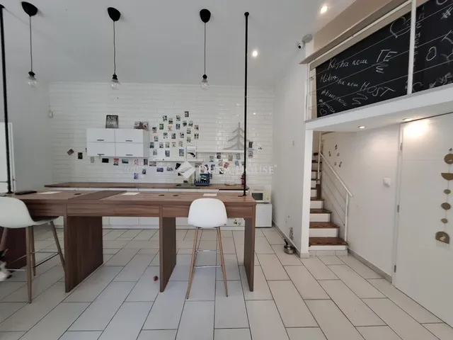 Eladó kereskedelmi és ipari ingatlan Budapest XIII. kerület, Angyalföld 51 nm