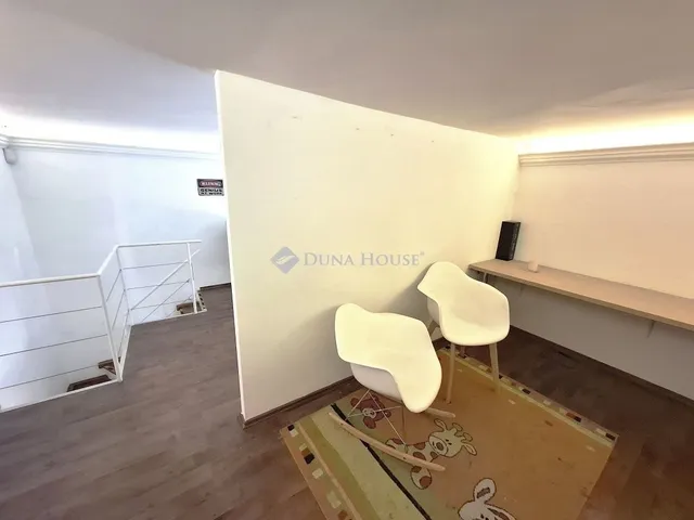 Eladó kereskedelmi és ipari ingatlan Budapest XIII. kerület, Angyalföld 51 nm