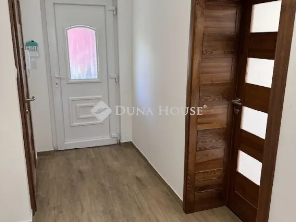 Eladó ház Budapest XXI. kerület, Királyerdő 100 nm
