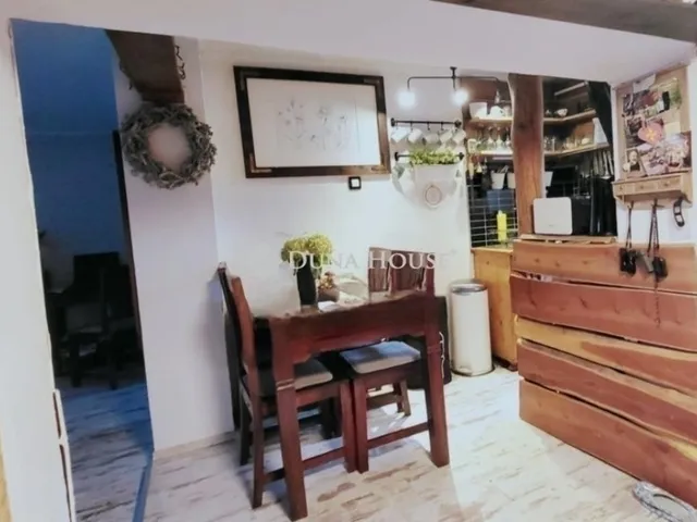 Eladó ház Dunakeszi 222 nm