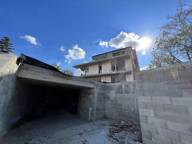 Eladó lakás Budapest XII. kerület 171 nm