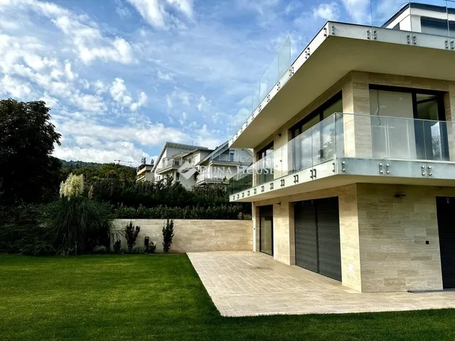 Eladó lakás Budapest XII. kerület 105 nm