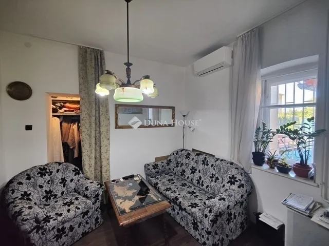 Eladó ház Budapest IX. kerület, József Attila lakótelep 57 nm