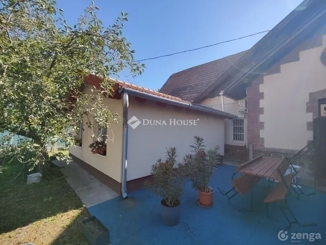 Eladó ház Budapest IX. kerület, József Attila lakótelep 57 nm