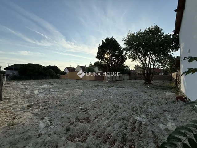 Eladó telek Budapest XIX. kerület 526 nm