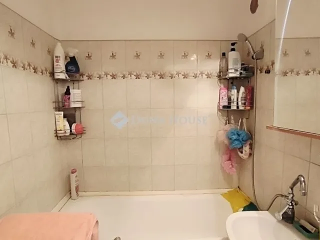 Eladó lakás Budapest XXI. kerület 57 nm