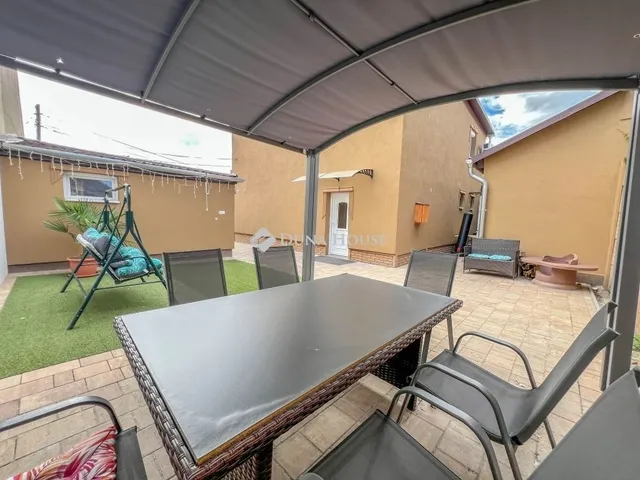 Eladó ház Budapest XX. kerület 96 nm