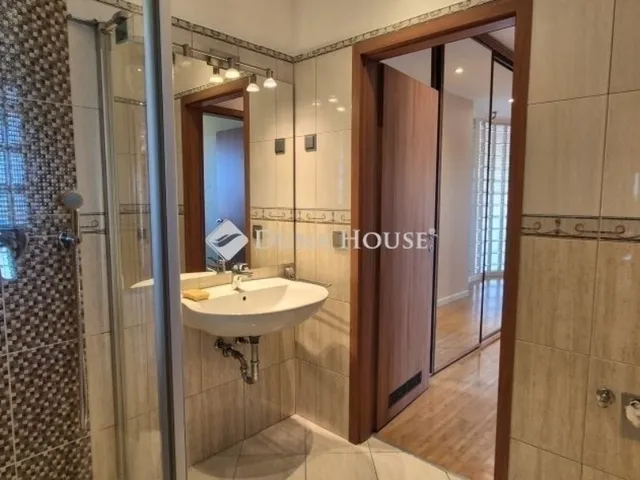 Eladó lakás Budapest X. kerület 79 nm