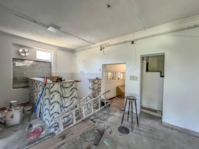 Eladó kereskedelmi és ipari ingatlan Budapest XX. kerület 142 nm