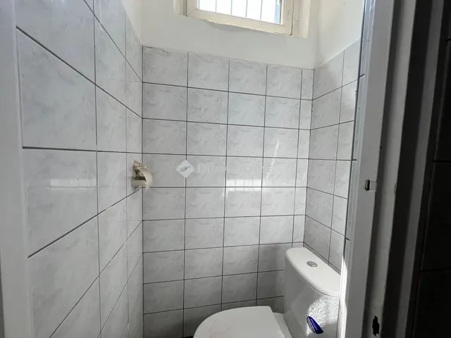 Eladó kereskedelmi és ipari ingatlan Budapest XX. kerület 142 nm