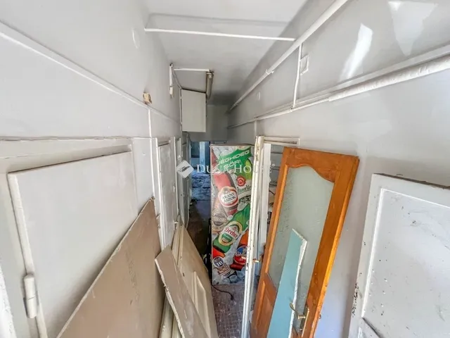 Eladó kereskedelmi és ipari ingatlan Budapest XX. kerület 142 nm