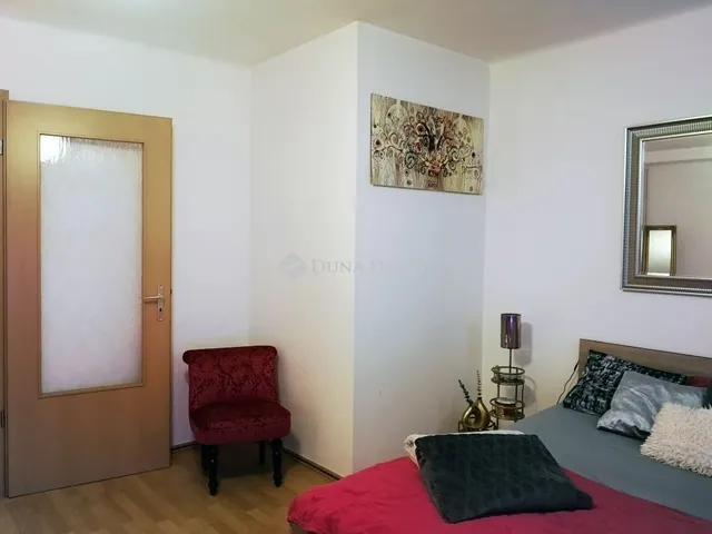 Eladó lakás Budapest II. kerület 93 nm