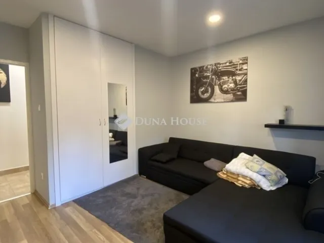 Eladó ház Budapest XVII. kerület, Strázsahegy 150 nm