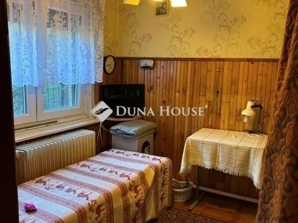 Eladó ház Vác 142 nm