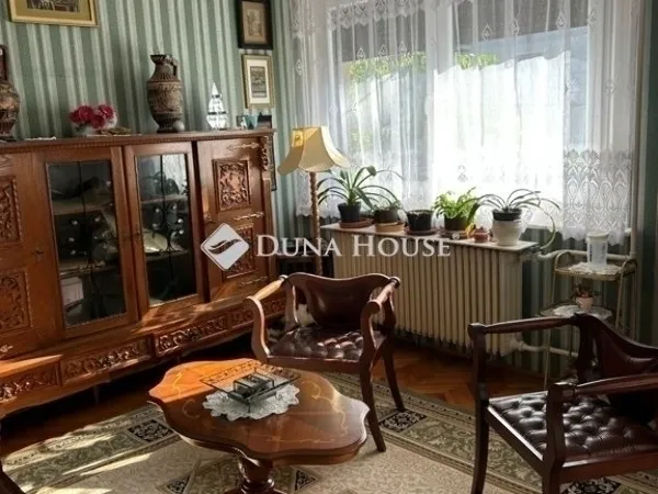 Eladó ház Vác 142 nm