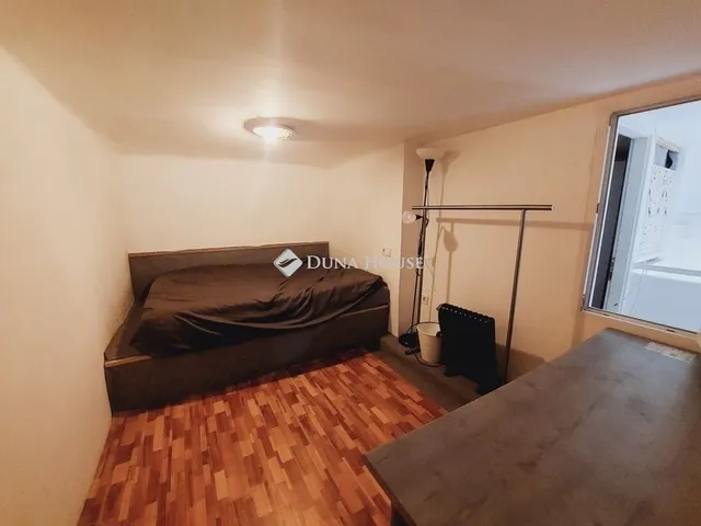 Eladó lakás Budapest VIII. kerület, Corvin negyed 35 nm