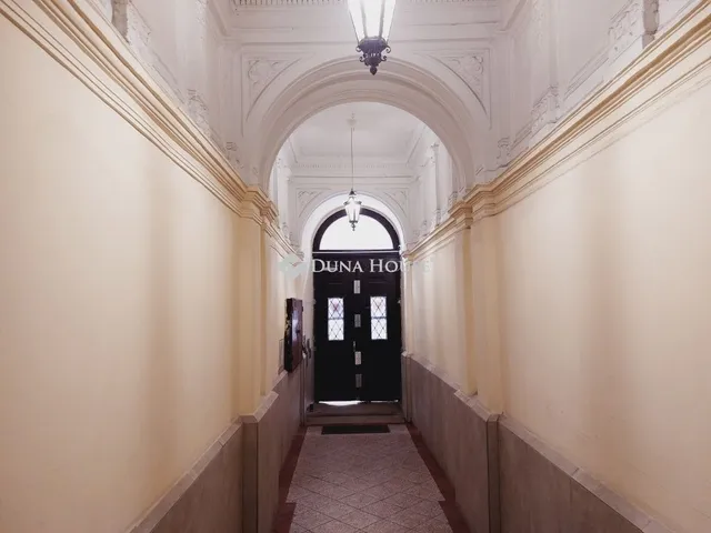 Eladó lakás Budapest VIII. kerület, Corvin negyed 35 nm