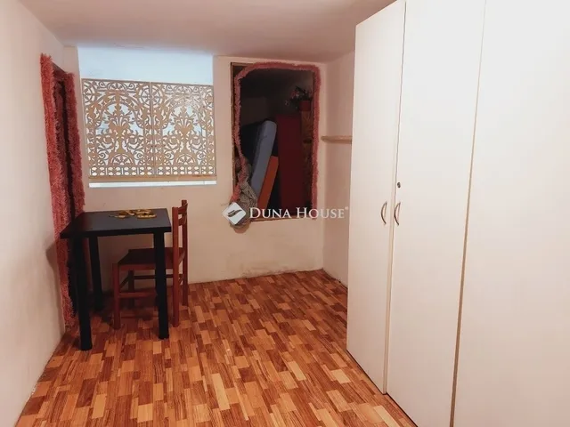 Eladó lakás Budapest VIII. kerület, Corvin negyed 35 nm
