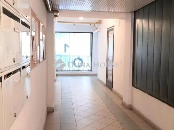 Eladó lakás Budapest VI. kerület 70 nm