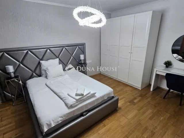 Eladó lakás Budapest VI. kerület 124 nm