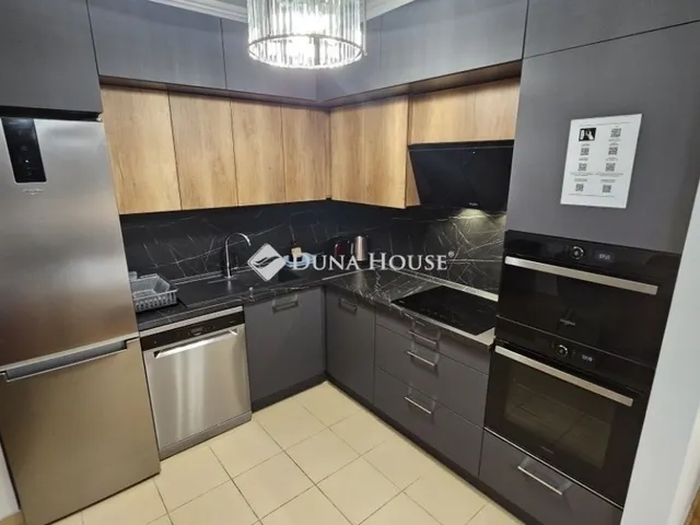 Eladó lakás Budapest VI. kerület 124 nm