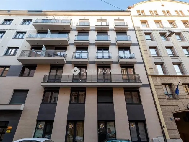 Eladó kereskedelmi és ipari ingatlan Budapest VI. kerület, Nagykörúton kívüli terület 31 nm
