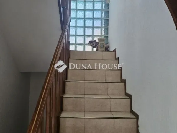 Eladó ház Budapest XVI. kerület, Rákosszentmihály 320 nm