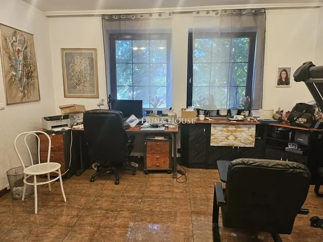 Eladó ház Budapest XVI. kerület, Rákosszentmihály 320 nm