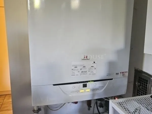 Eladó ház Budapest XVI. kerület, Rákosszentmihály 320 nm