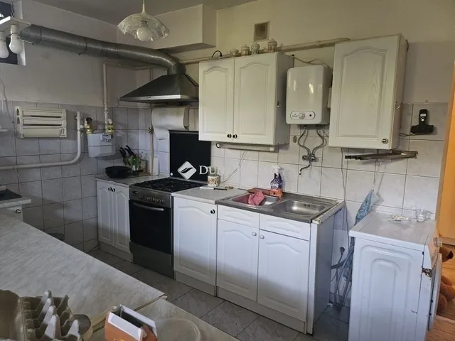 Eladó ház Budapest XVI. kerület, Rákosszentmihály 320 nm