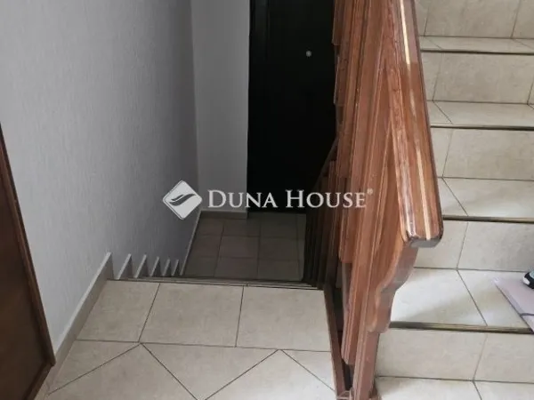 Eladó ház Budapest XVI. kerület, Rákosszentmihály 320 nm