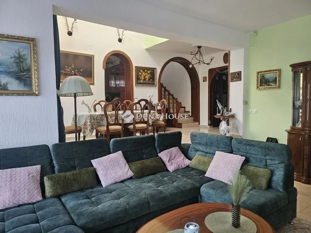 Eladó ház Budapest XVI. kerület, Rákosszentmihály 320 nm