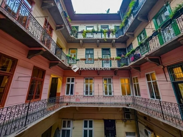 Eladó lakás Budapest VII. kerület 128 nm