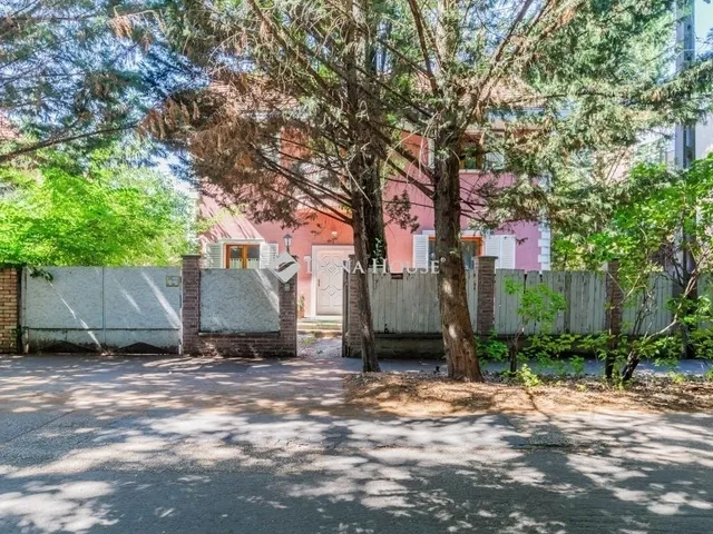 Eladó ház Budapest XIV. kerület 146 nm