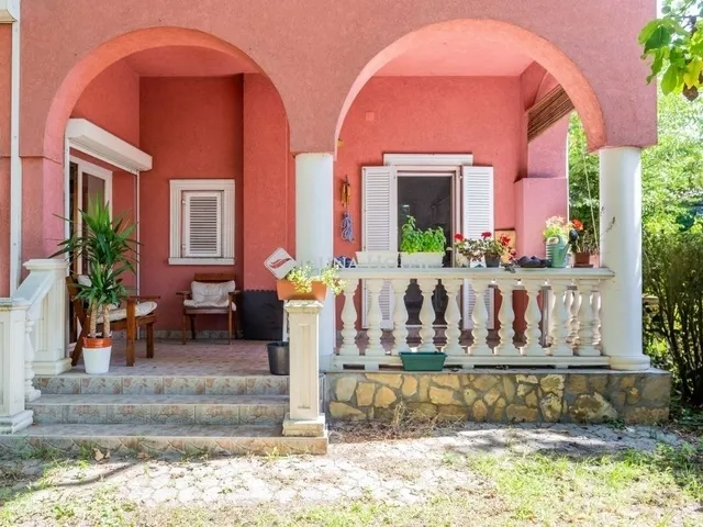 Eladó ház Budapest XIV. kerület 146 nm