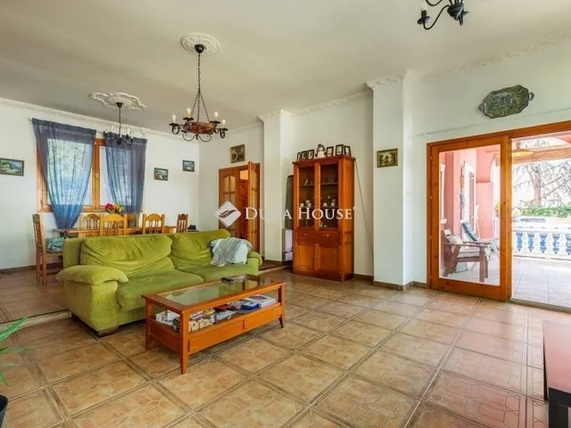 Eladó ház Budapest XIV. kerület 146 nm