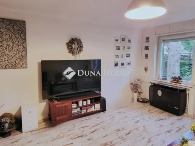 Eladó ház Dunakeszi 222 nm