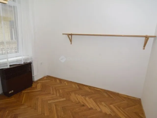 Eladó lakás Budapest VI. kerület 57 nm